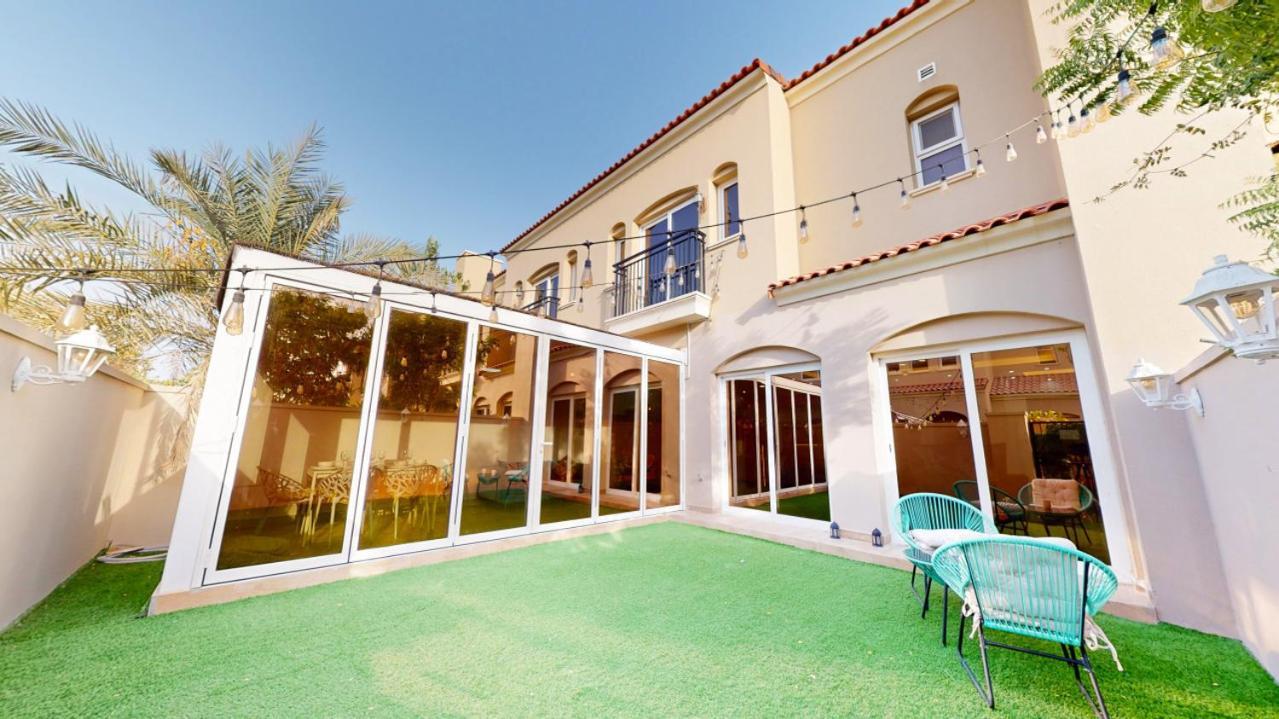 Bella Casa At Serena - Peaceful Three Bed Villa Dubai Dış mekan fotoğraf